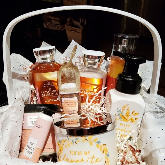 SUNSHINE MIMOSA & SUN WASHED CITRUS 9 PIECE BASKET BY BATH & BODY WORKS - Picture 1 of 2
